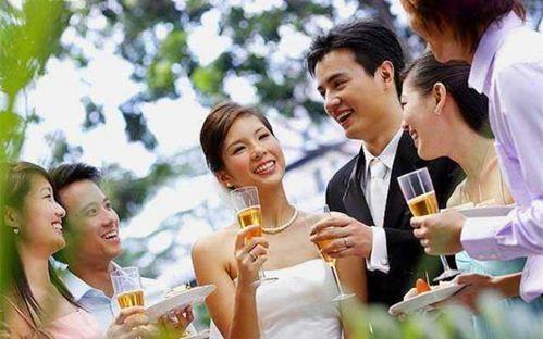 新郎结婚吃瓜后续故事免费阅读,新郎吃瓜后续的浪漫奇遇